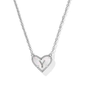 NWT Kendra Scott Y Necklace